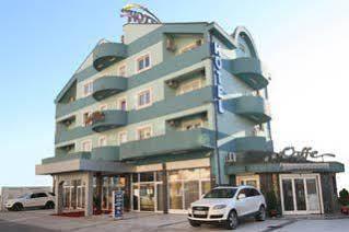 Hotel Kosta'S Podgorica Ngoại thất bức ảnh