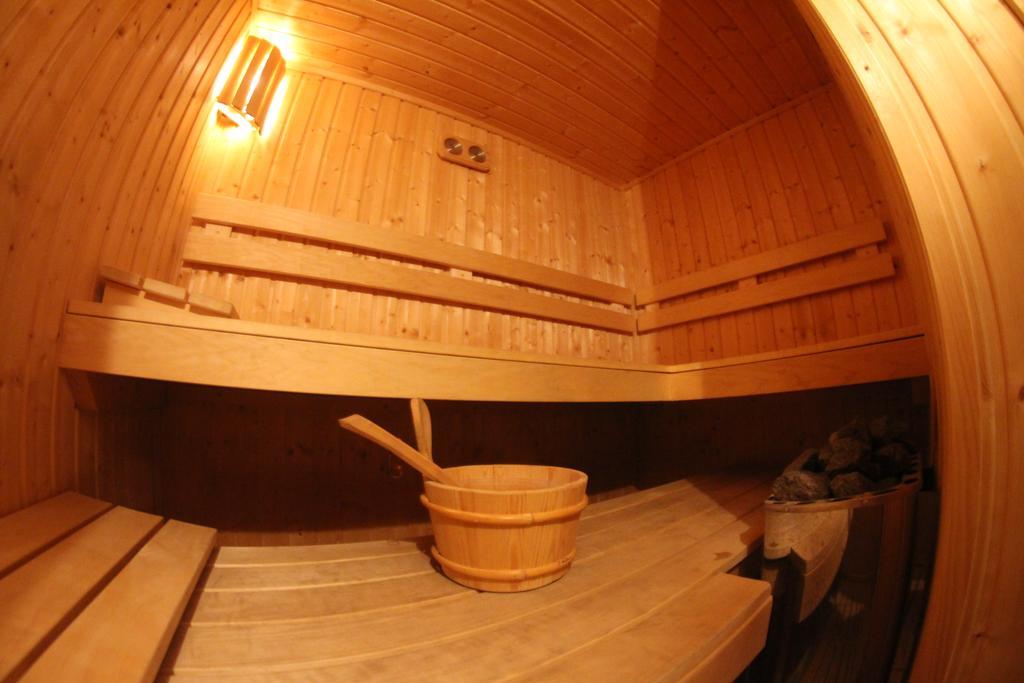 Hotel Kosta'S Podgorica Ngoại thất bức ảnh