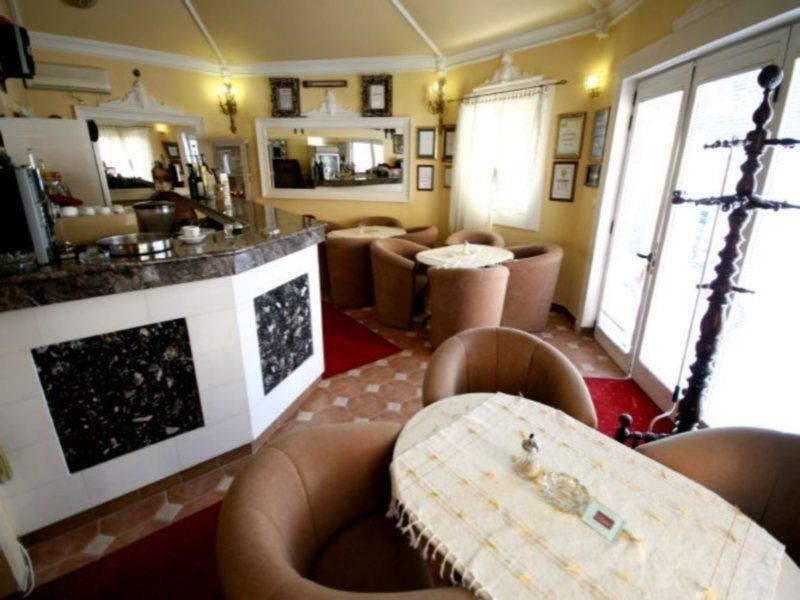 Hotel Kosta'S Podgorica Nhà hàng bức ảnh