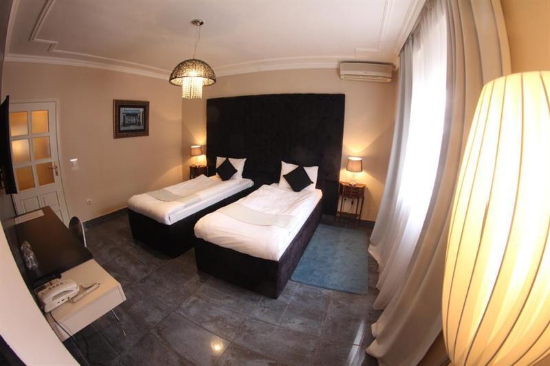 Hotel Kosta'S Podgorica Ngoại thất bức ảnh